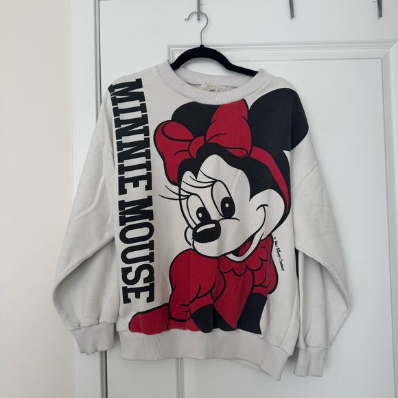 Disney Tops - Disney Minnie Mouse Vintage 80s Graphic Crewneck Sweatshirt Medium